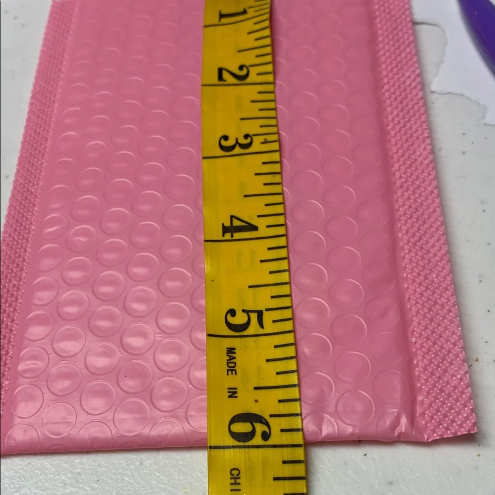 10 Pink Bubble Mailers